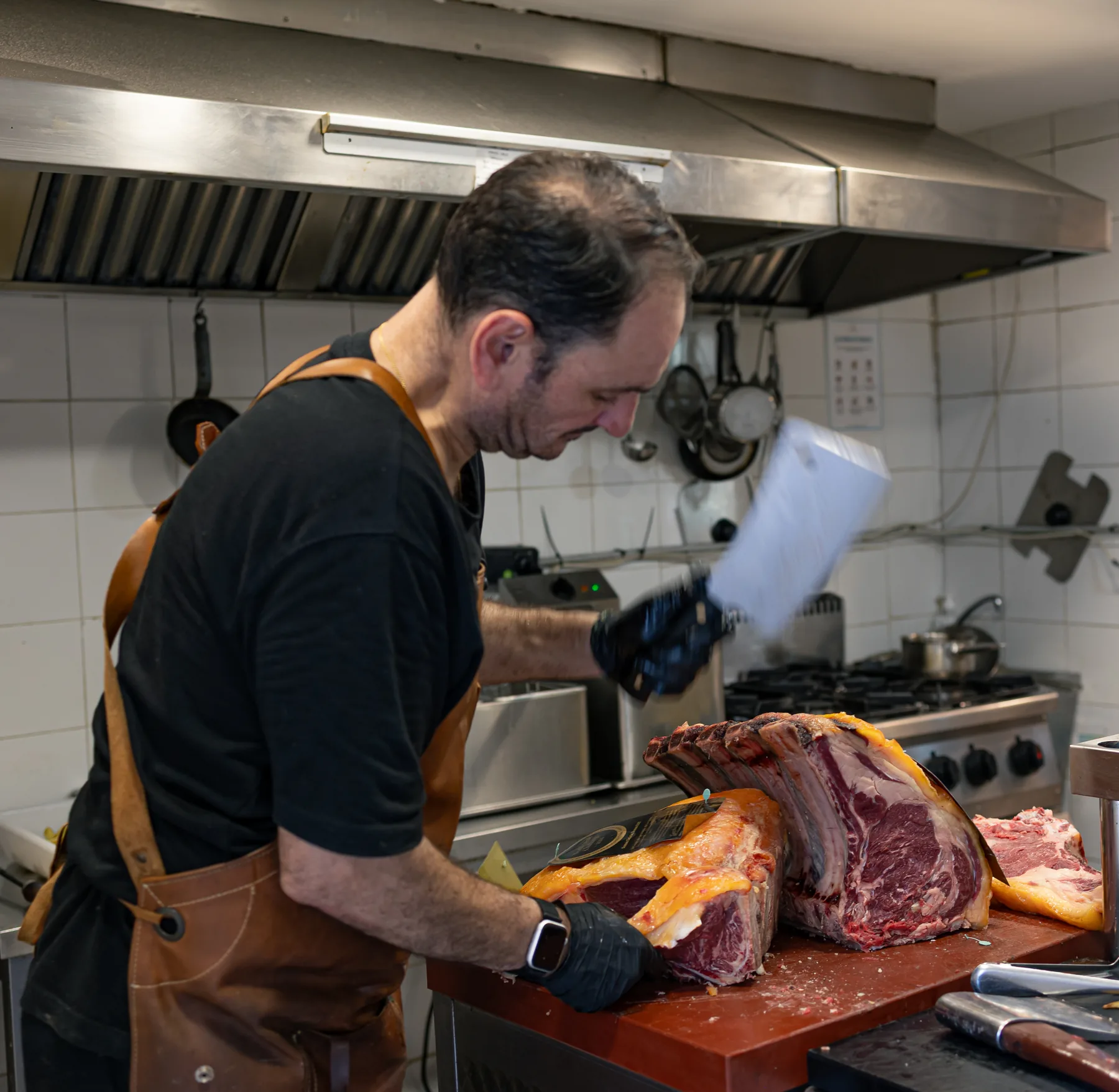 Corte del chuletón antes de cocinarlo